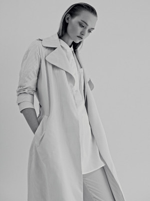 Gemma Ward - photoshoot for SUNDAY STYLE MAGAZINE, by Beau Grealy
