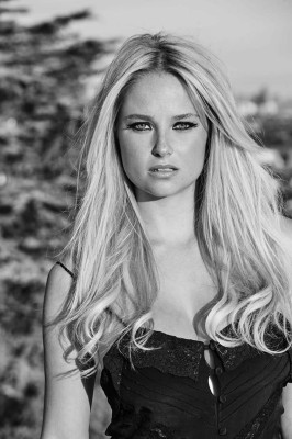 photo 13 in Genevieve Morton gallery [id1010993] 2017-11-13 00:00:00