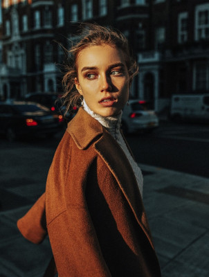 GEORGIA GRACE MARTIN for London Partie 3, 2020