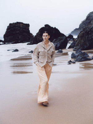 Giedre Dukauskaite for Elle Italia Marzo 2023 by Danilo Scarpati