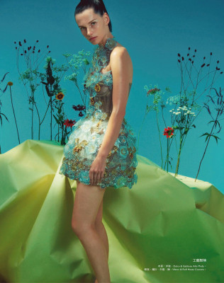 Giedre Dukauskaite ~ Harper&#039;s Bazaar Taïwan Janvier 2023 by Sofia Sanchez