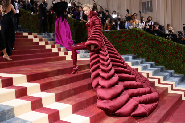 Gigi Hadid - 2022 MET Gala 05/02/2022