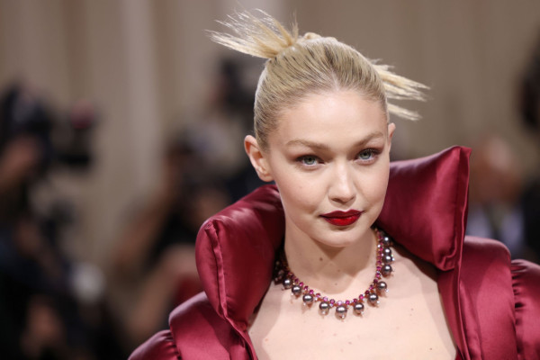 Gigi Hadid - 2022 MET Gala 05/02/2022
