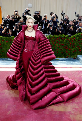 Gigi Hadid - 2022 MET Gala 05/02/2022