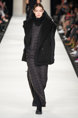 Max Mara Fall/Winter 2022 Fashion Show in Milan