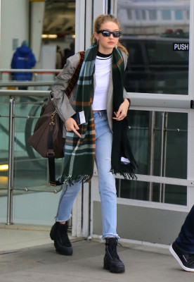 Gigi Hadid - JFK Airport in New York 03/04/2018