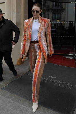 Gigi Hadid - Out in Paris