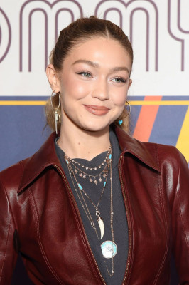 Gigi Hadid At Tommy Hilfiger TOMMYNOW Spring 2019 in Paris
