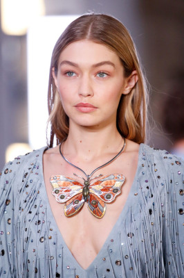 GIGI HADID at Bottega Veneta Fashion Show in Milan 09/23/2017  