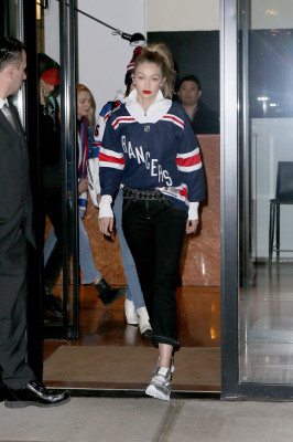 Gigi Hadid in New York 12/19/2017