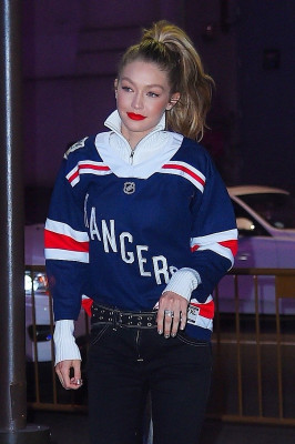 Gigi Hadid in New York 12/19/2017