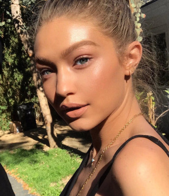 photo 14 in Gigi Hadid gallery [id987636] 2017-08-13 00:00:00
