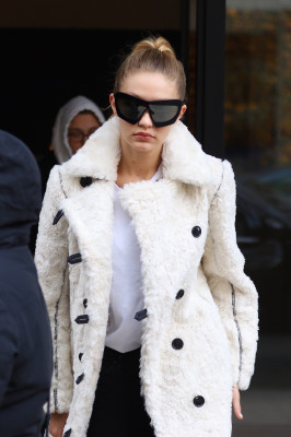 Gigi Hadid in New York 12/20/2017