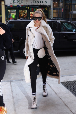 Gigi Hadid in New York 12/20/2017