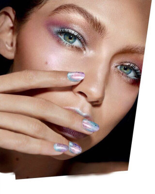 Gigi Hadid for Maybelline 2017