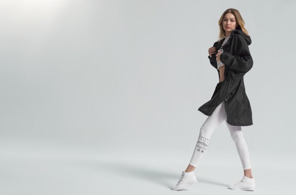 Gigi Hadid - Be More Human Reebok (2018)