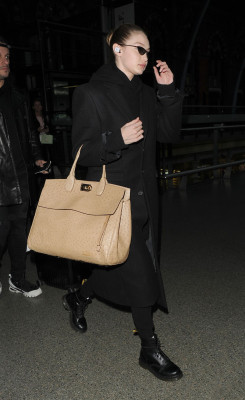 Gigi Hadid - Out in NYC