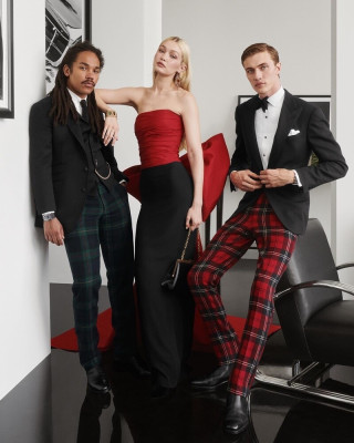 Gigi Hadid for Ralph Lauren Ralph’s Club Fragrance Holiday 2022