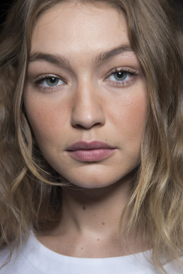Gigi Hadid - Fendi Spring/Summer 2019 Fashion Show in Milan 