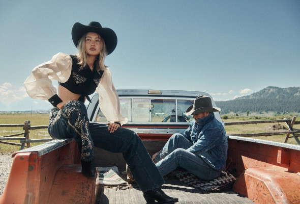 Gigi Hadid by Carolina Gonzalez