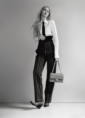 Gigi Hadid - Vogue Global 2022
