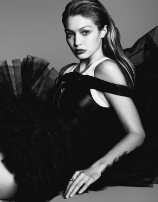 Gigi Hadid - Vogue Japan