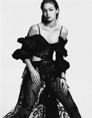 Gigi Hadid - Vogue Japan