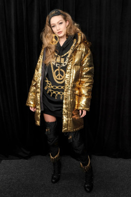 Gigi Hadid – Moschino x H&amp;M Fashion Show in NYC