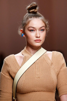 Gigi Hadid - Fendi Spring/Summer 2019 Fashion Show in Milan 