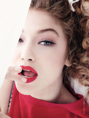 Gigi Hadid pic #913098