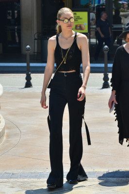Gigi Hadid – Shopping at The Grove in Los Angeles