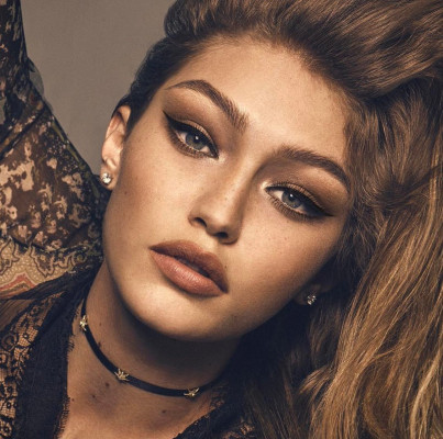 Gigi Hadid - Vogue Japan