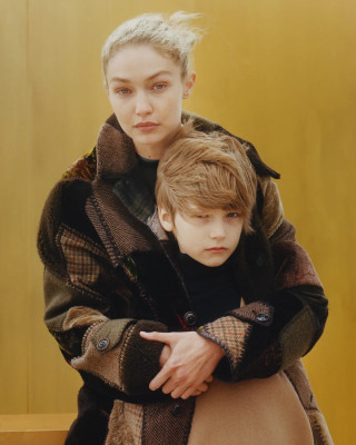 Gigi Hadid - Vogue USA 2022