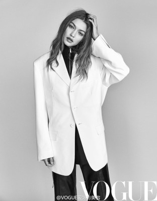 Gigi Hadid - VOGUE China 2017