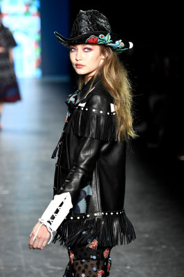 Gigi Hadid pic #911434
