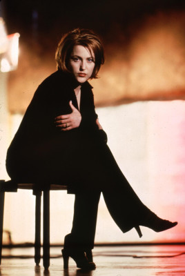 Gillian Anderson pic #661701