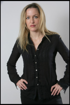 Gillian Anderson pic #350923