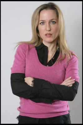 Gillian Anderson pic #350921