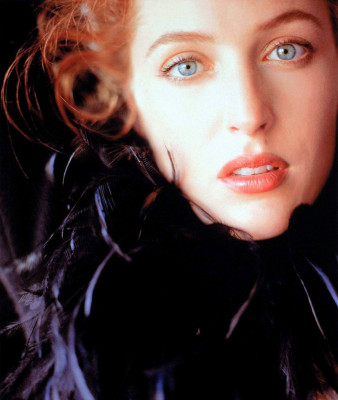 Gillian Anderson pic #230534