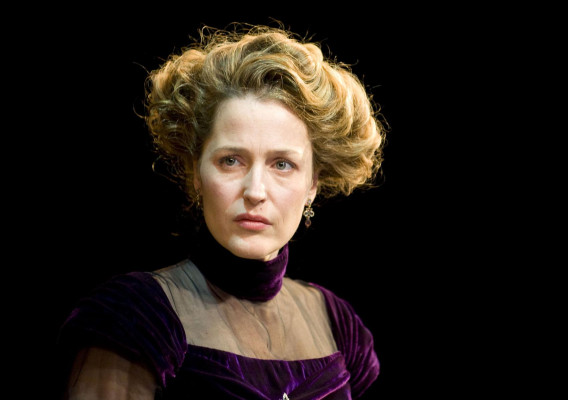 Gillian Anderson pic #160006