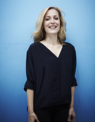 Gillian Anderson pic #584627