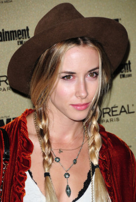 Gillian Zinser pic #409440