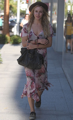Gillian Zinser pic #340161