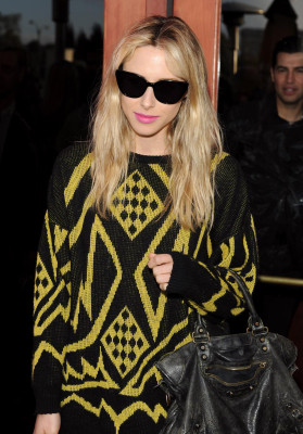Gillian Zinser pic #486367
