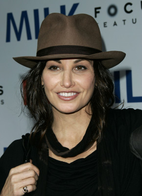 Gina Gershon pic #225127