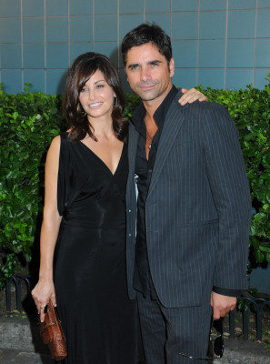 Gina Gershon pic #207434