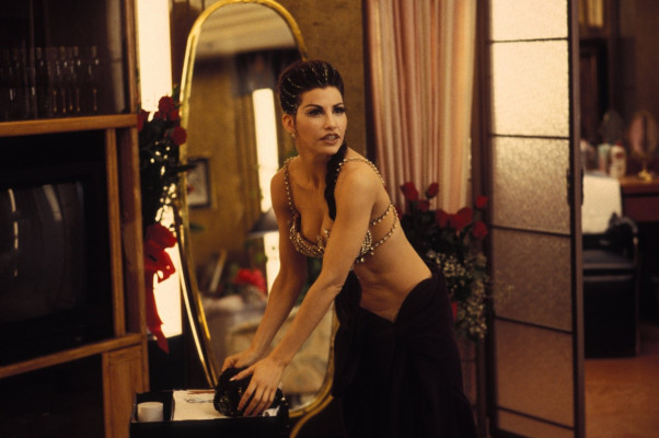 Gina Gershon