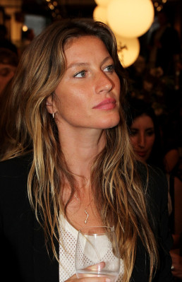 photo 9 in Gisele Bundchen gallery [id520060] 2012-06-07 00:00:00