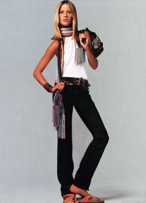 photo 29 in Gisele Bundchen gallery [id344818] 2011-01-20 00:00:00