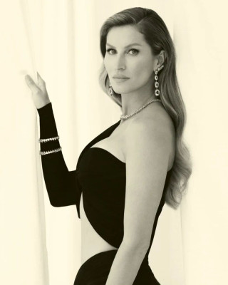 Gisele Bundchen for New Vivara